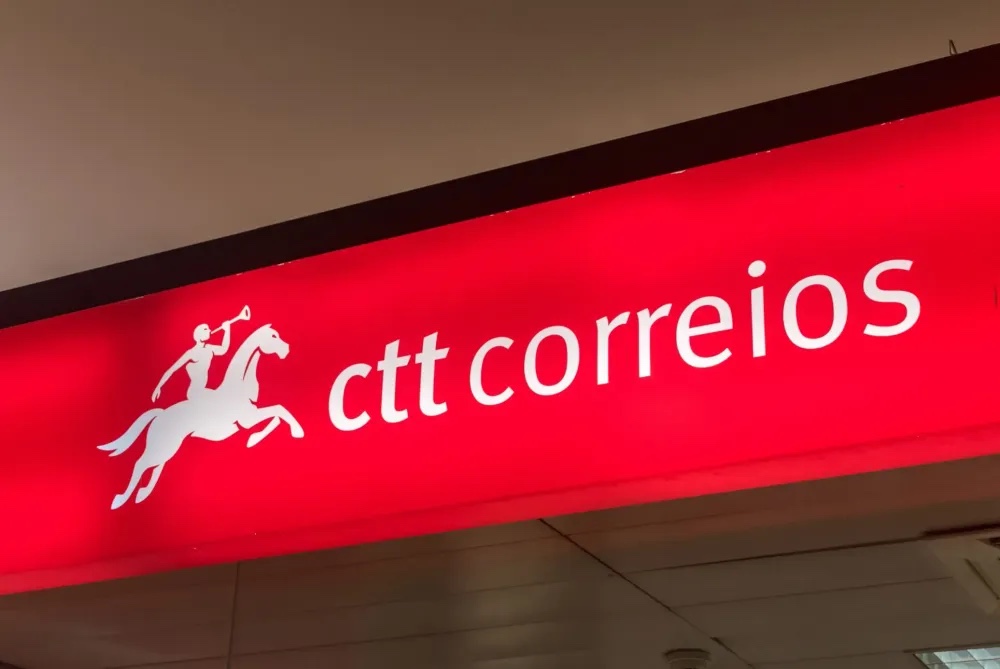 Expedição para os EUA: bloqueio da CTT e as soluções